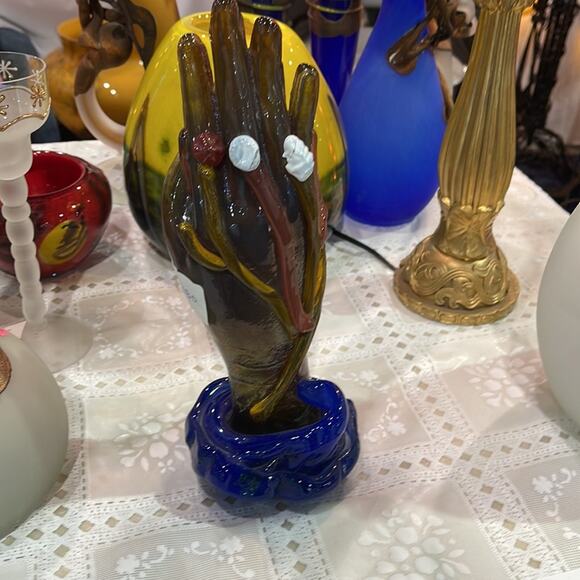 French Art Nouveau Style Art Glass Hand - Picture 2 of 9
